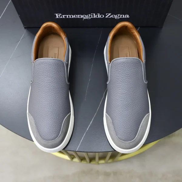 Men's Gray Slip-On Casual Shoes image 1