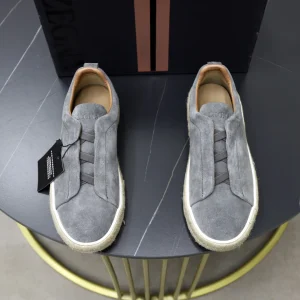 Men's Suede Slip-On Casual Shoes image 1