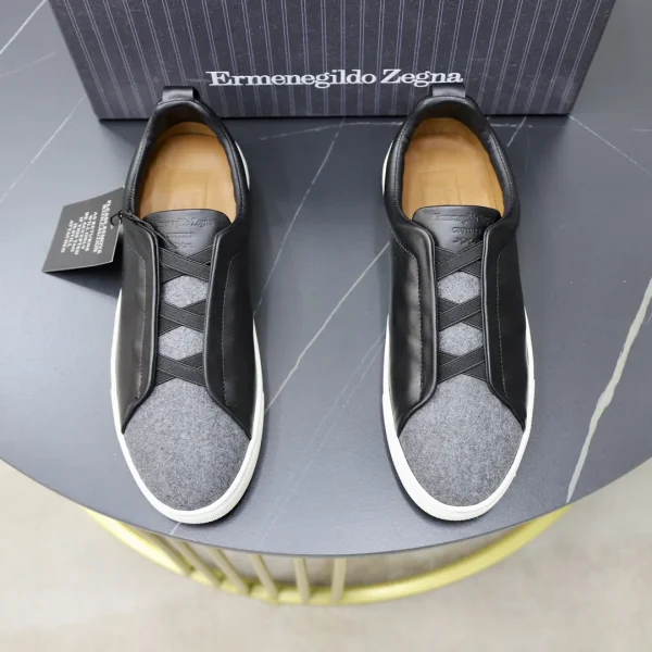 Men's Slip-On Casual Sneakers image 1