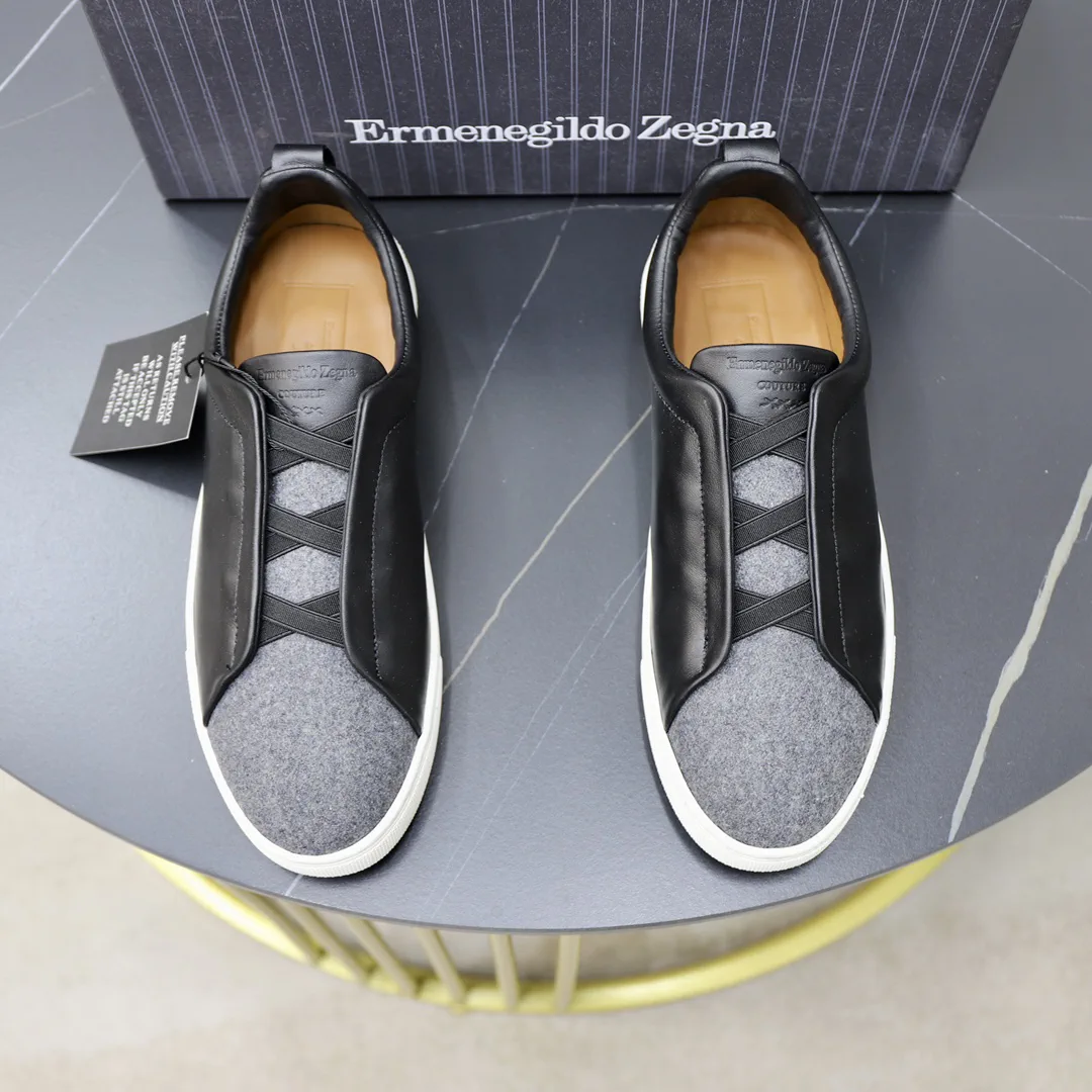 Men's Slip-On Casual Sneakers image 1