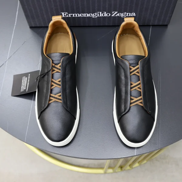 Men's Slip-On Leather Casual Shoes image 1