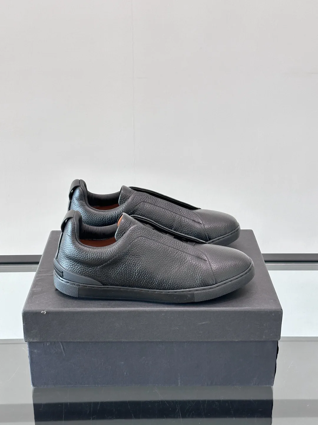 Ermenegildo Zegna Triple Stitch Low Top Casual Sneakers image 1