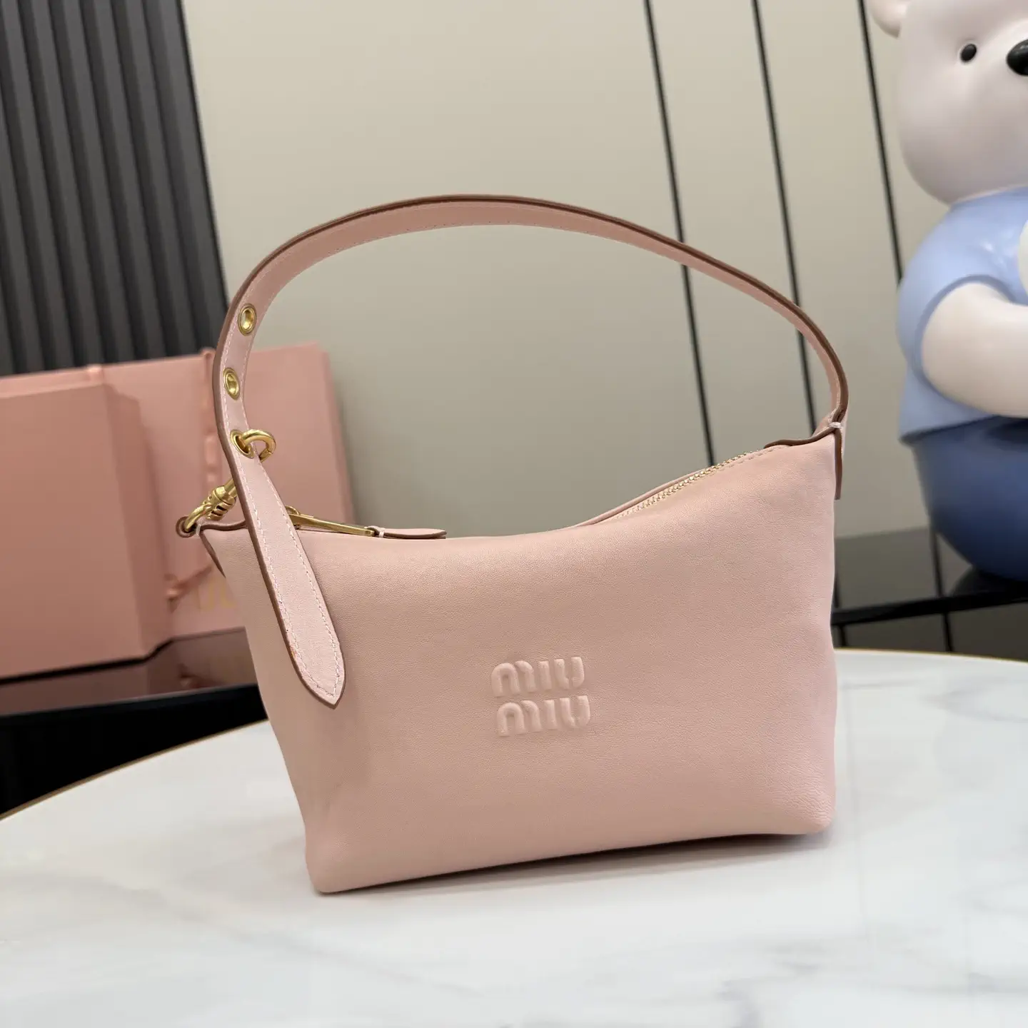 Miu Miu Light Pink Shoulder Bag image 1