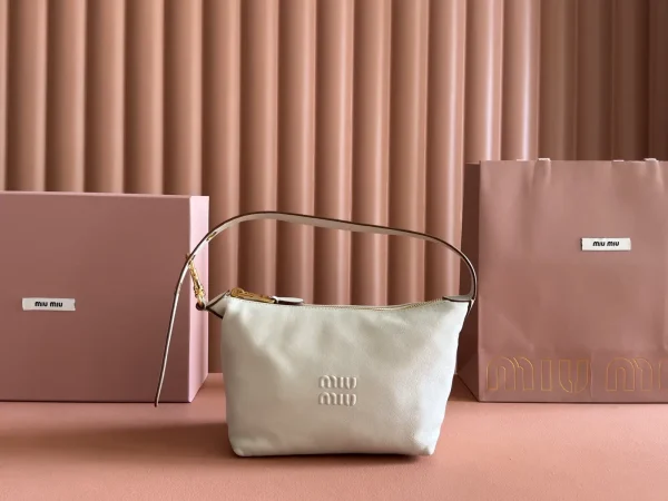 Miu Miu White Shoulder Bag image 1
