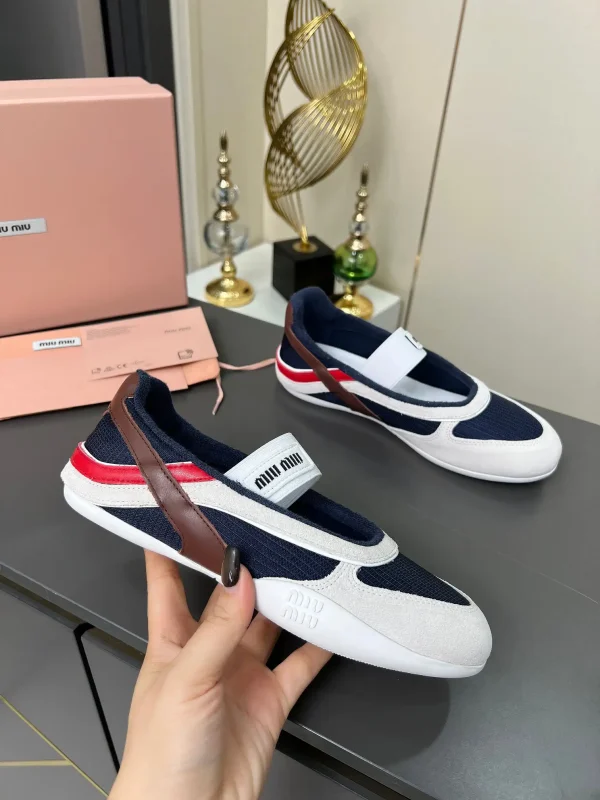Women's 2025 Spring Summer Fashion Week Runway Velcro Strap Casual Shoes image 1