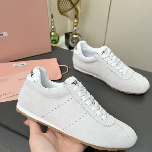 Women's Vintage Casual Sneakers image 1