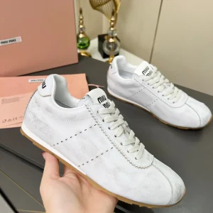 Women's Vintage Distressed Casual Sneakers image 1
