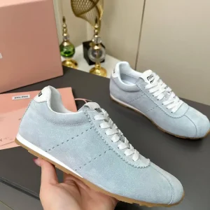 Women's Casual Vintage Distressed Sneakers image 1