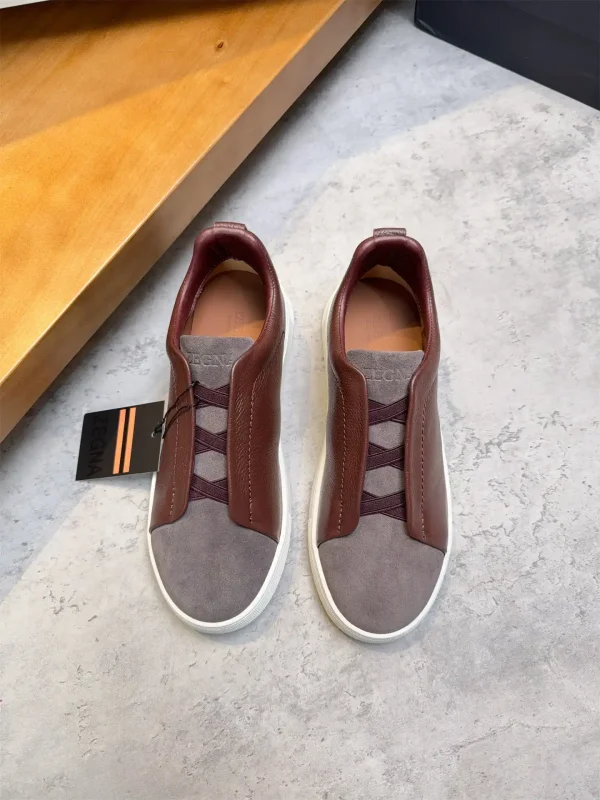 Low-top Casual Sneakers image 1