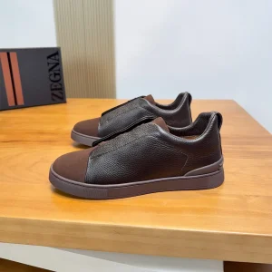 Low-top Casual Shoes image 1