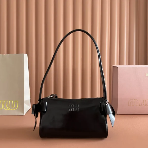 Miu Miu Bow Detail Shoulder Bag image 1