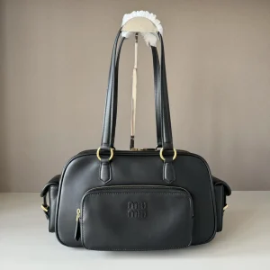 Miu Miu Black Leather Shoulder Bag image 1