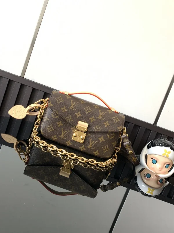 Louis Vuitton Monogram Pochette Metis East West Crossbody Bag image 1