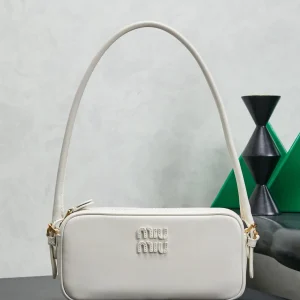 Miu Miu White Leather Shoulder Bag image 1