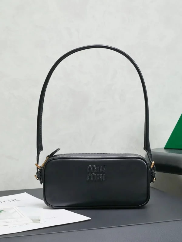 Miu Miu Black Leather Shoulder Bag image 1