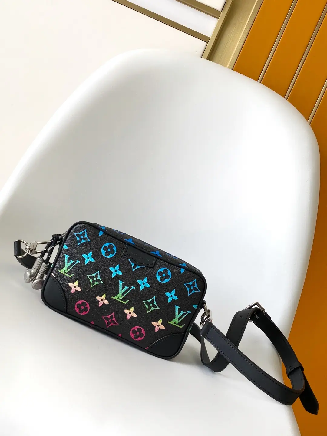 Louis Vuitton Monogram Mini Crossbody Bag image 1
