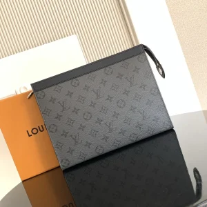 Louis Vuitton Monogram Pochette Voyage MM Clutch image 1