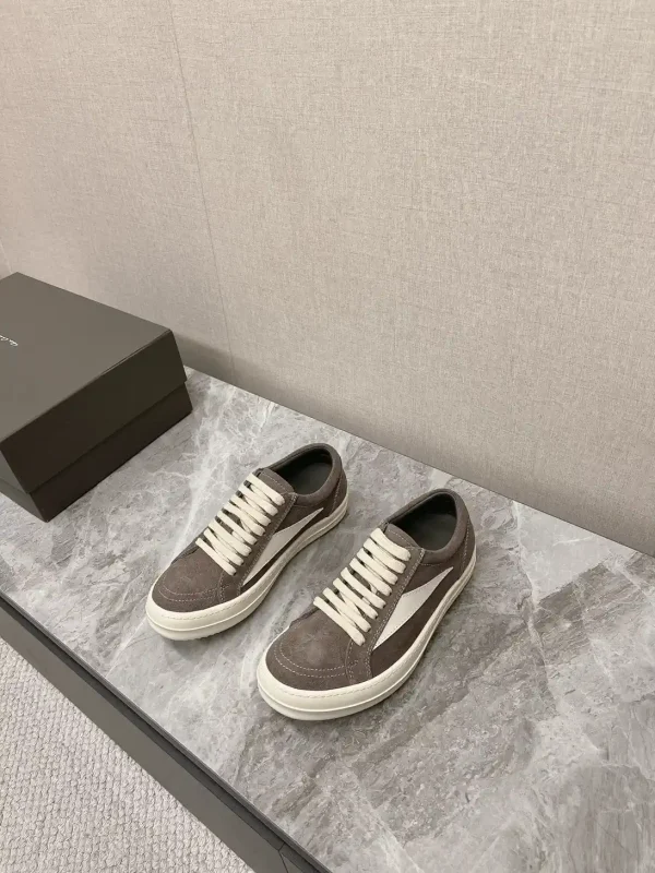 Suede Low-Top Casual Sneakers image 1