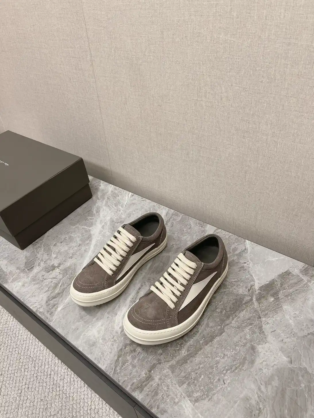 Suede Low-Top Casual Sneakers image 1