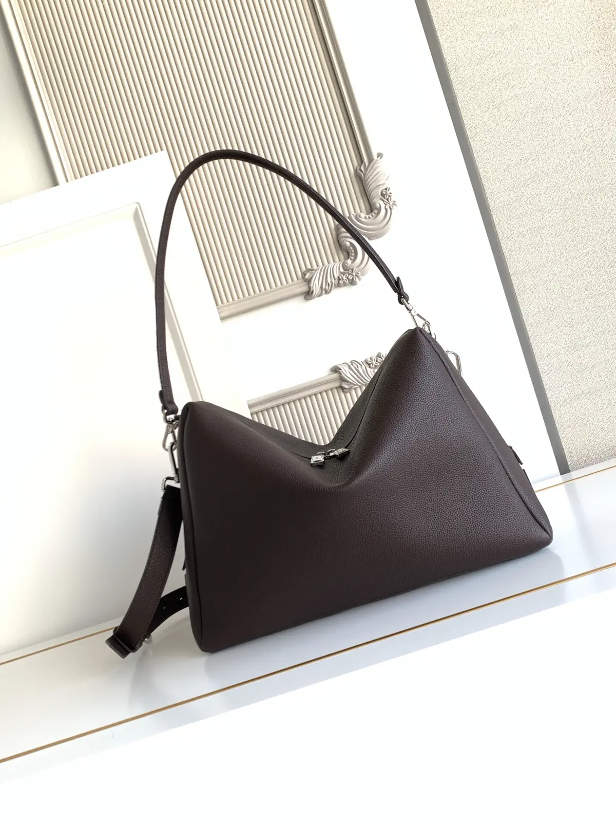 FENDI Dark Brown Leather Shoulder Bag image 1