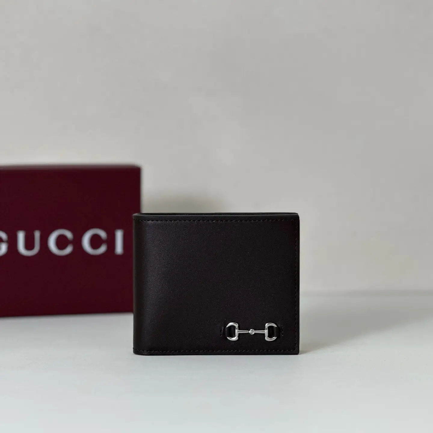 Gucci Horsebit Detail Bifold Wallet image 1