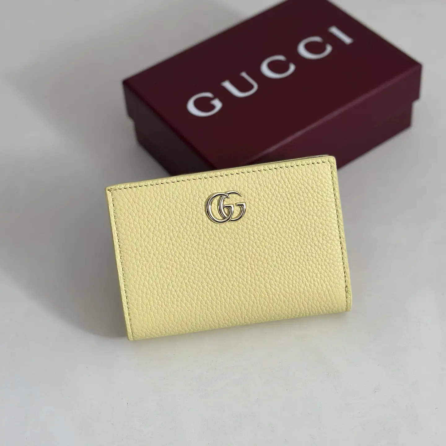 Gucci GG Logo Card Holder image 1