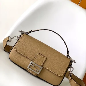 FENDI Beige Baguette Shoulder Bag image 1
