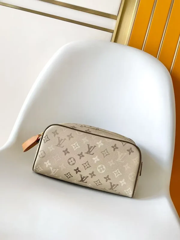 Louis Vuitton Monogram Surplus Canvas Dopp Kit Toiletry Bag image 1