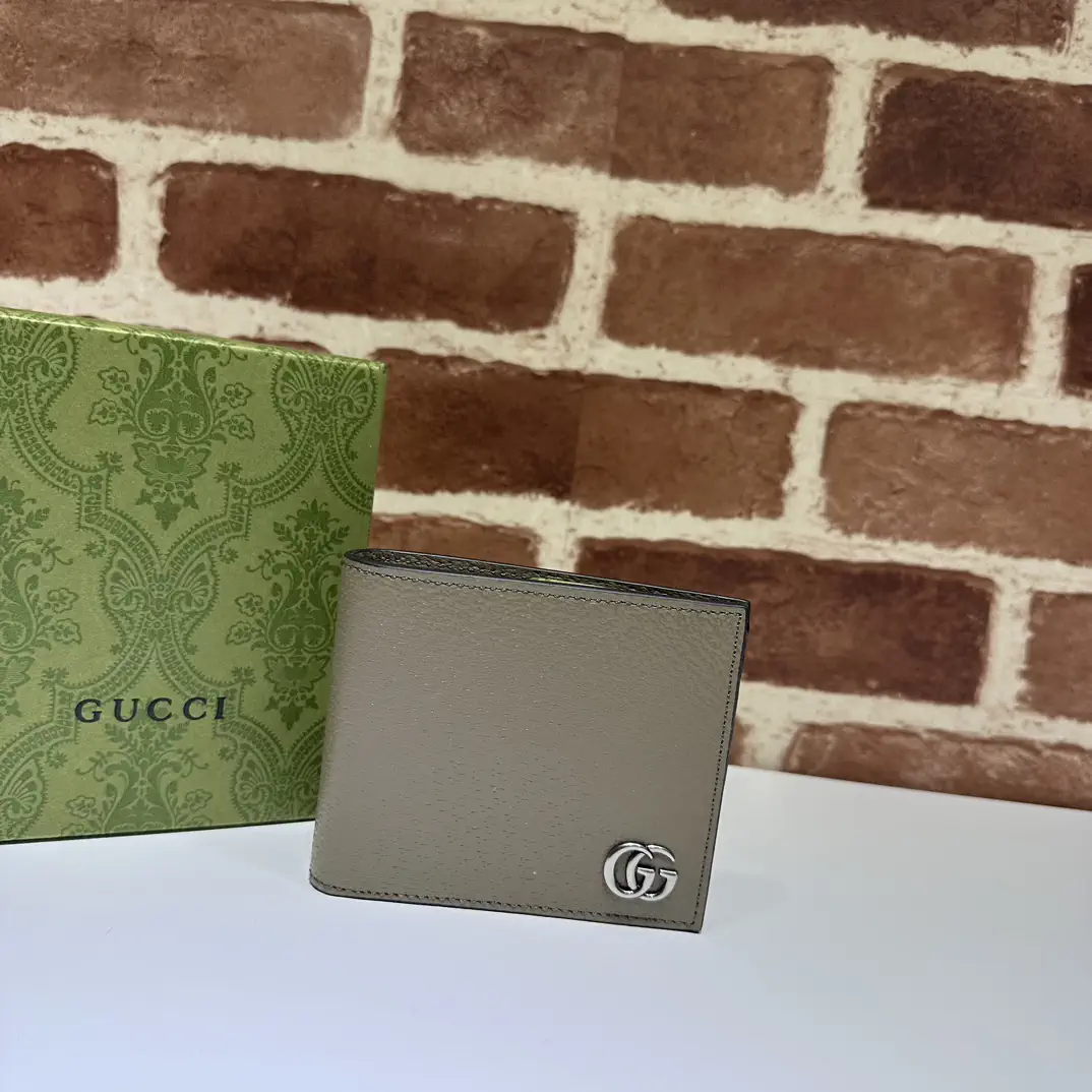 Gucci GG Logo Bifold Wallet image 1