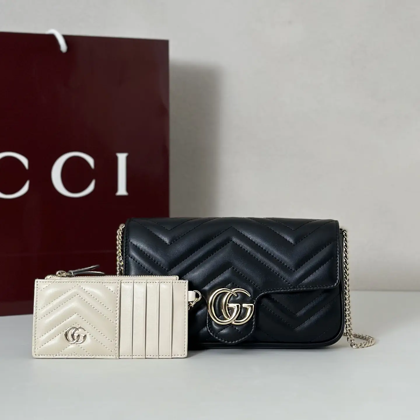 Gucci Quilted Chain Crossbody Bag with Card Holder image 1
