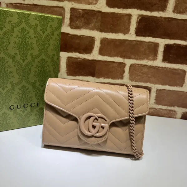 Gucci Quilted Chain Wallet Bag image 1