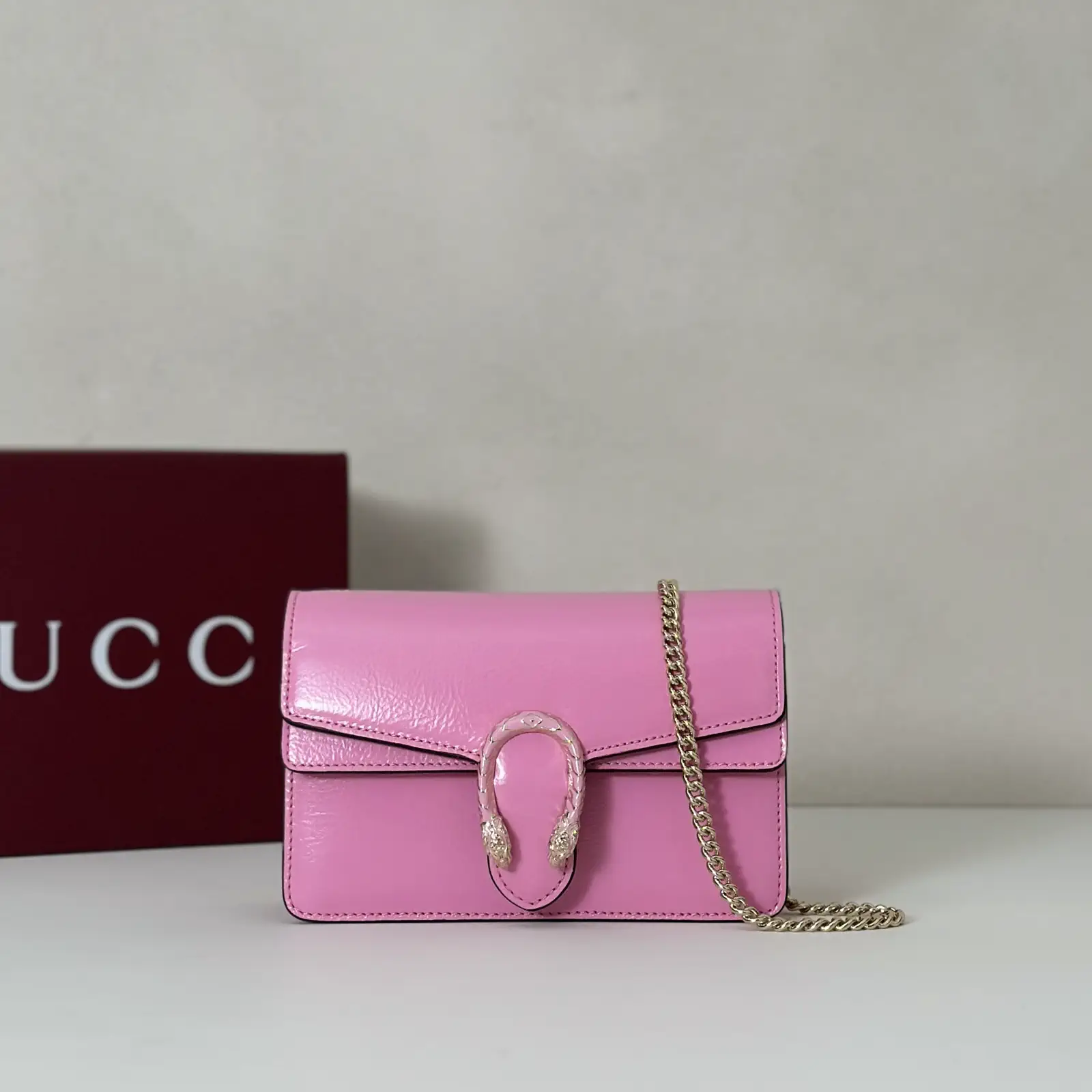 Gucci Pink Chain Crossbody Bag image 1