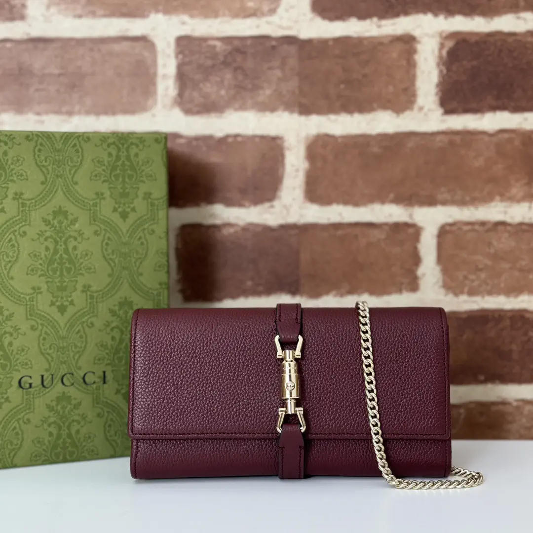 Gucci Burgundy Pebbled Chain Crossbody Bag image 1