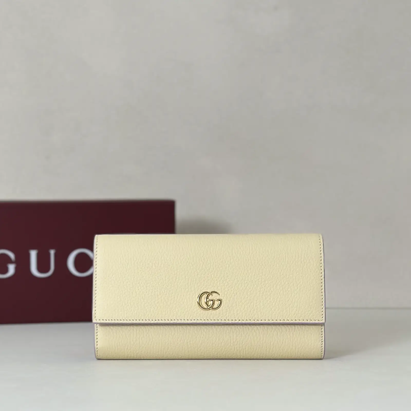 Gucci GG Logo Long Wallet image 1