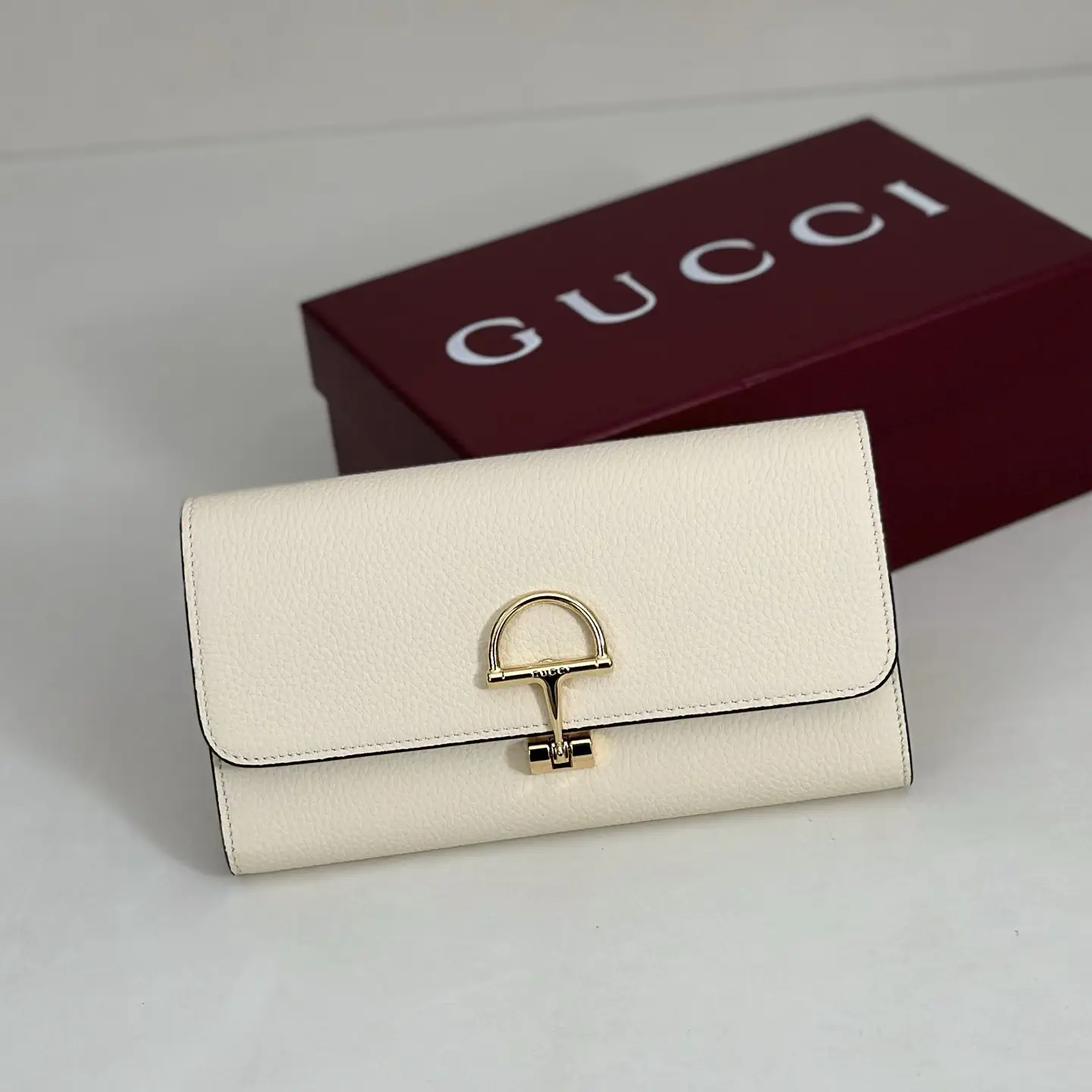 Gucci Cream Long Wallet with Gold-Tone Horsebit Closure image 1