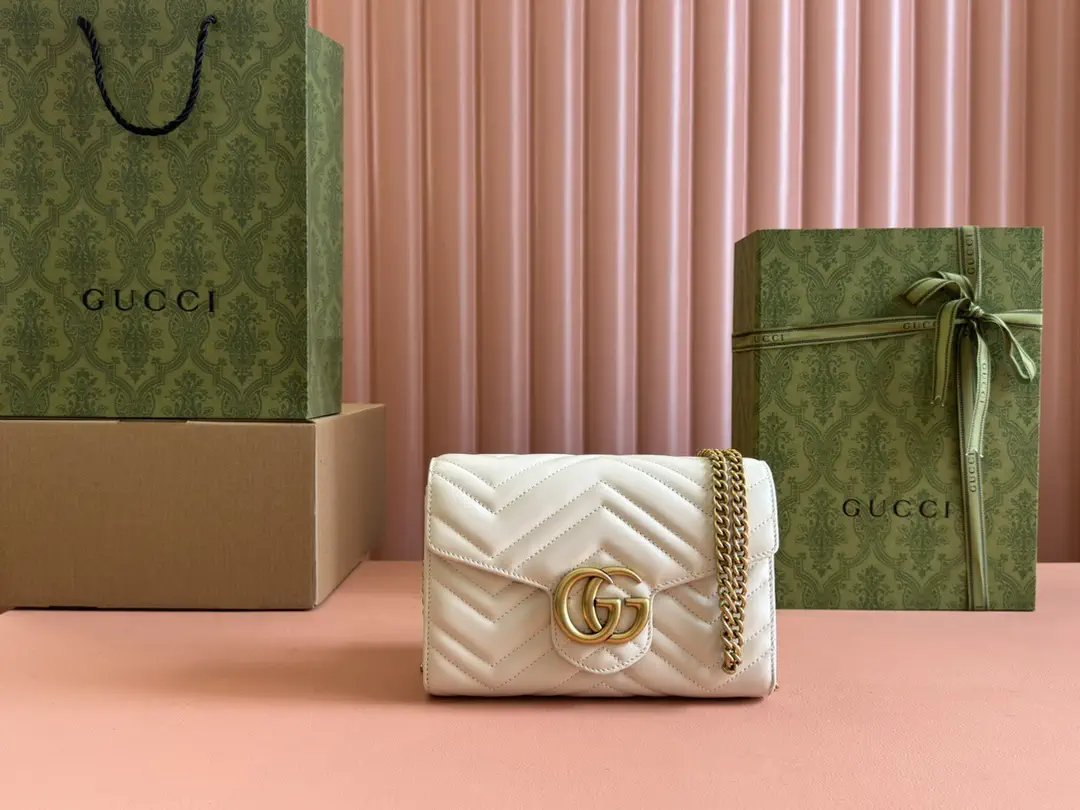 Gucci Quilted Mini Shoulder Bag image 1