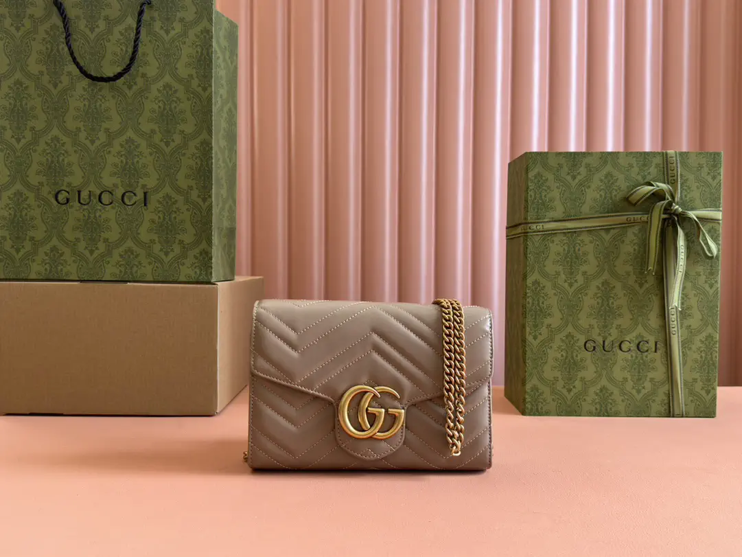 Gucci Marmont Quilted Mini Bag image 1