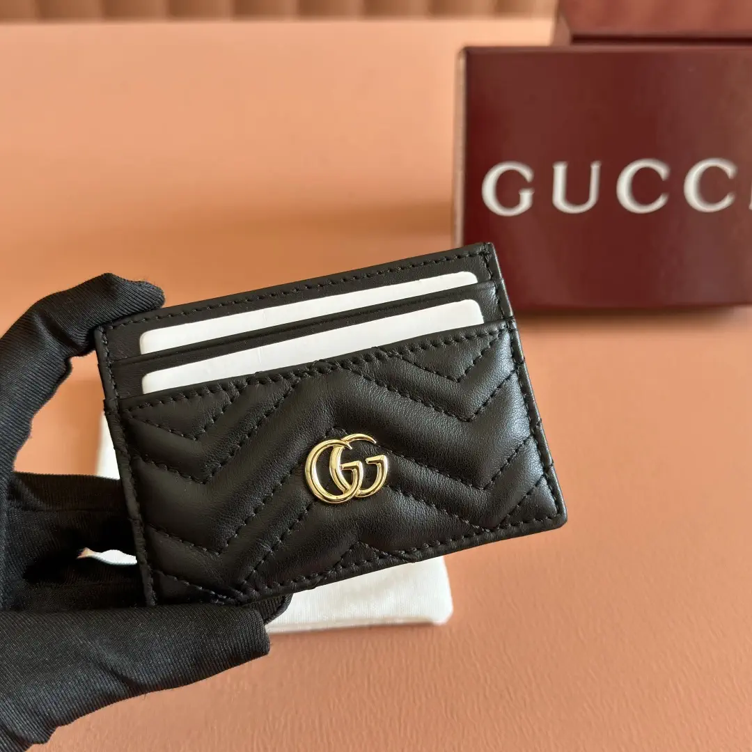 Gucci Quilted Card Holder image 1