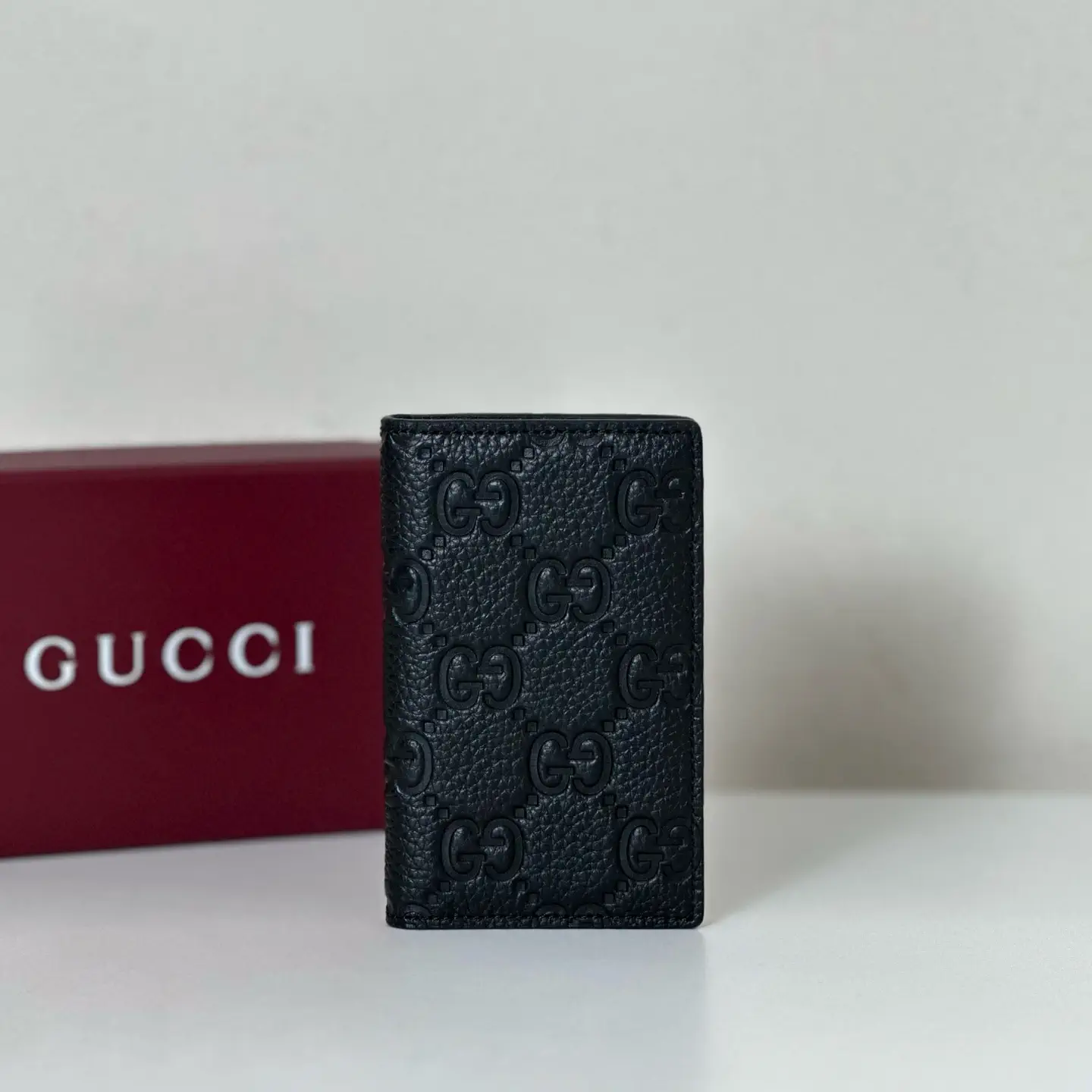 Gucci Monogram Card Holder image 1