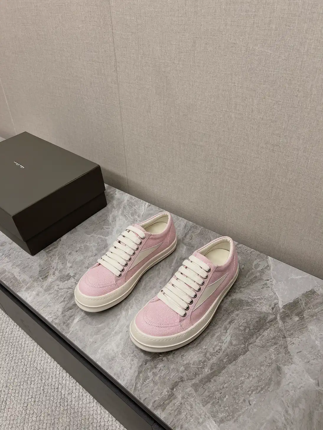 Denim Low-Top Casual Sneakers image 1