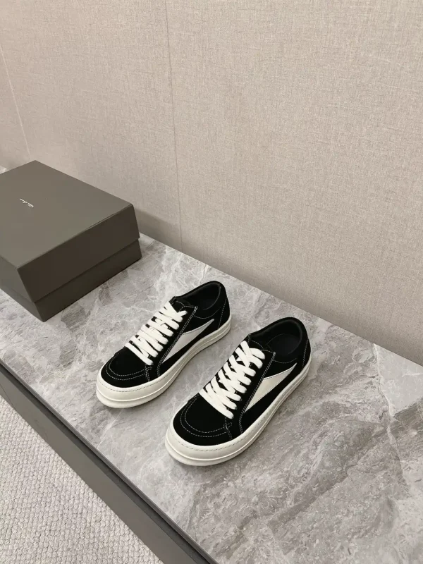 Suede Low-Top Casual Sneakers image 1