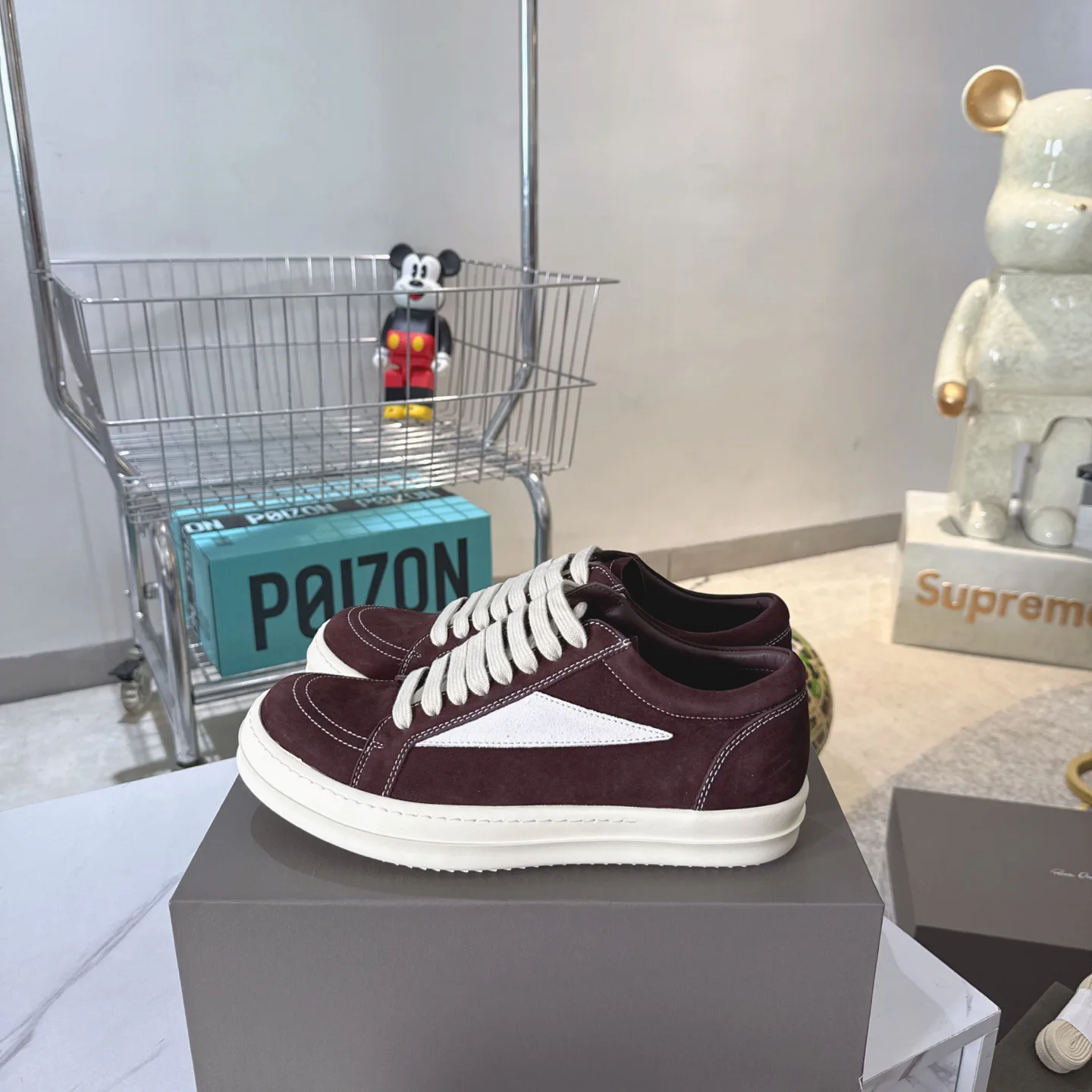 Suede Low-Top Casual Sneakers image 1