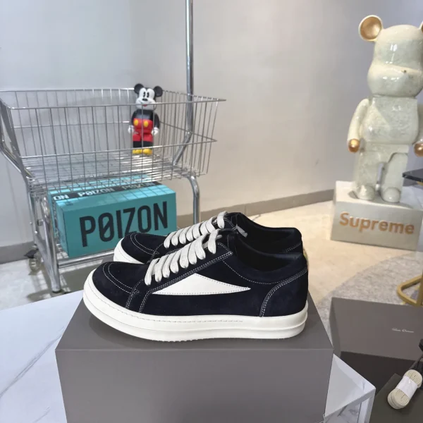 Suede Low-Top Casual Sneakers image 1