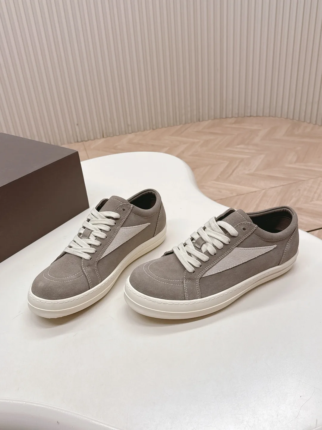 Couple Style Casual Sneakers Dark Series High Street Shoes image 1