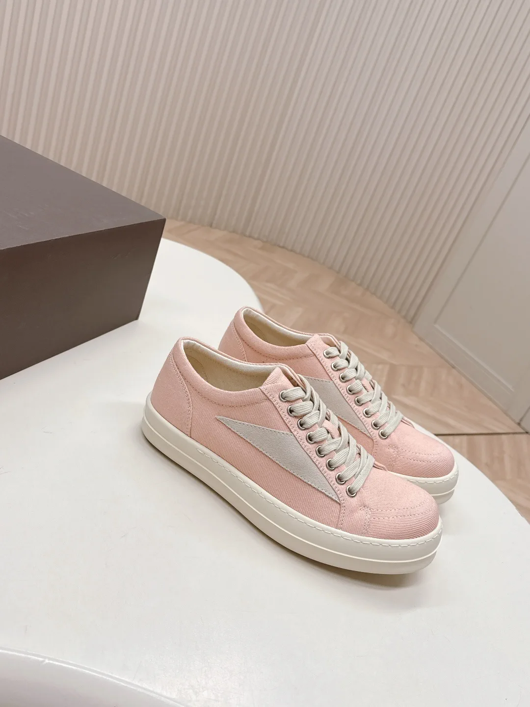 Couple Style Casual Sneakers Dark Series High Street Essential image 1