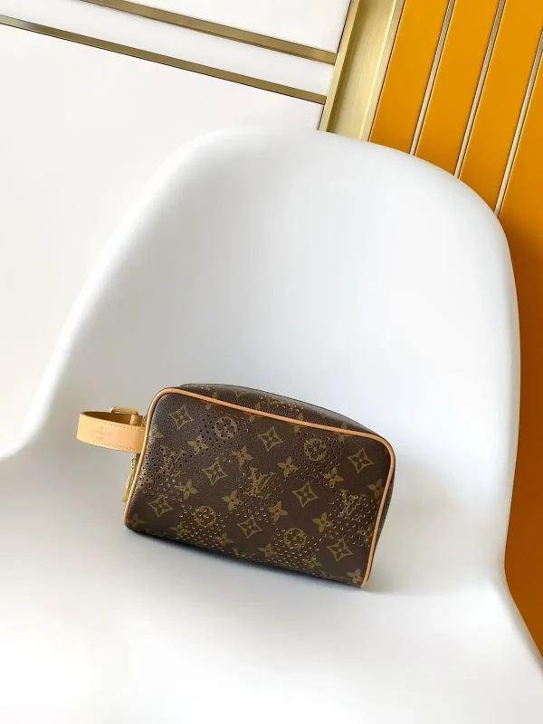 Louis Vuitton Monogram Canvas Toiletry Bag image 1