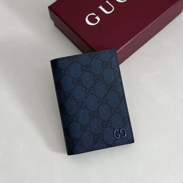 Gucci Monogram Card Holder image 1