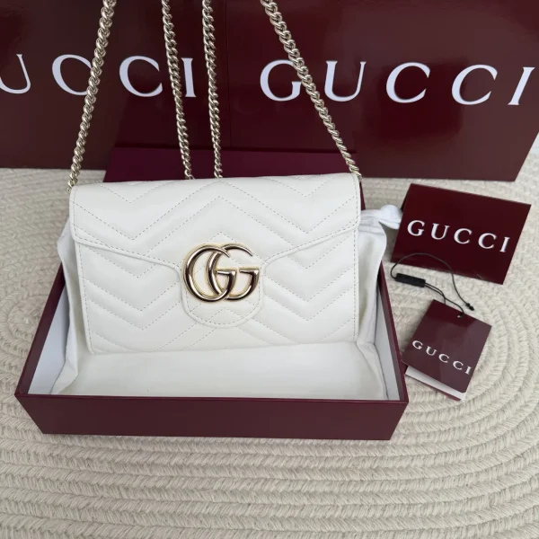 Gucci White Quilted Chain Shoulder Bag image 1