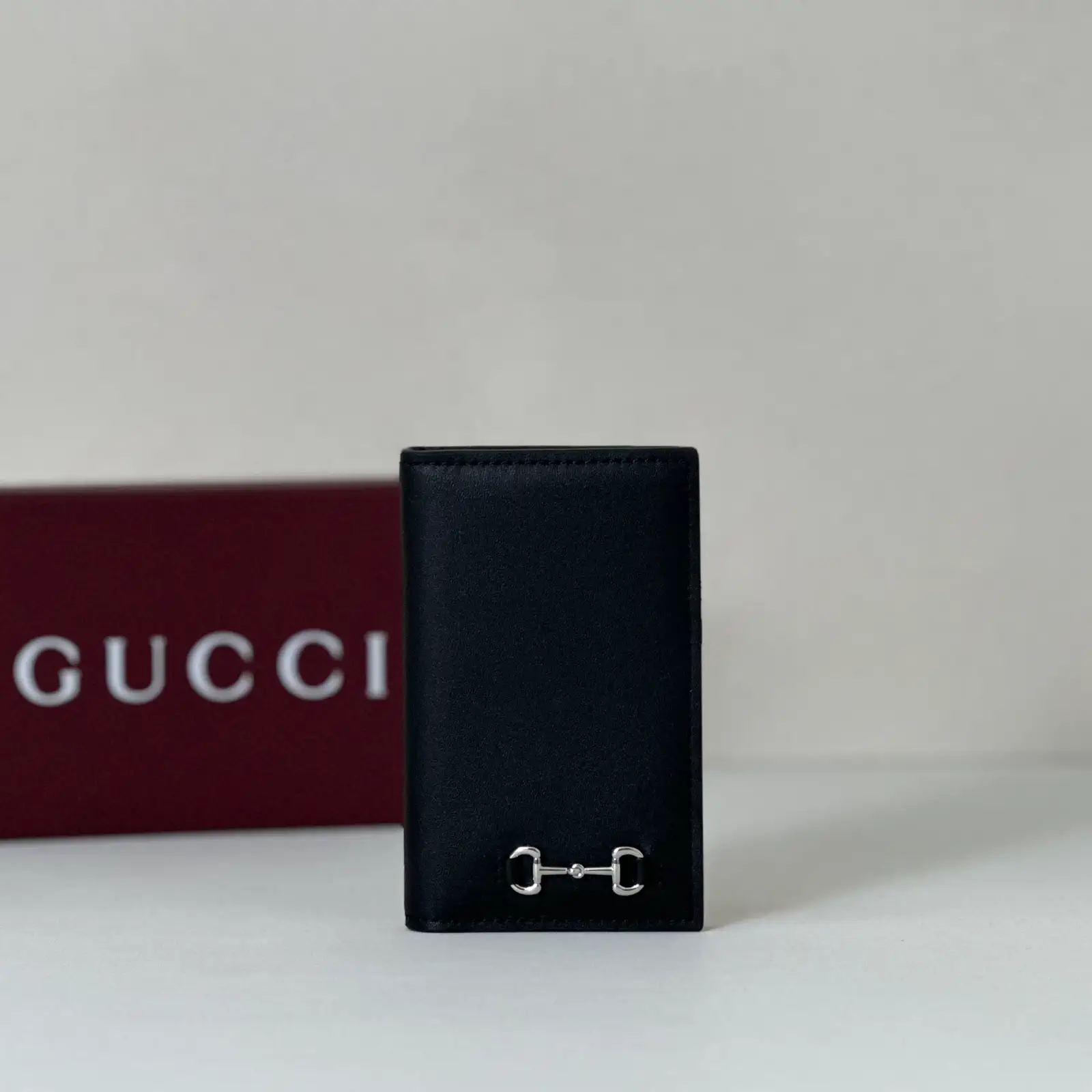 Gucci Black Card Holder with Horsebit Detail image 1