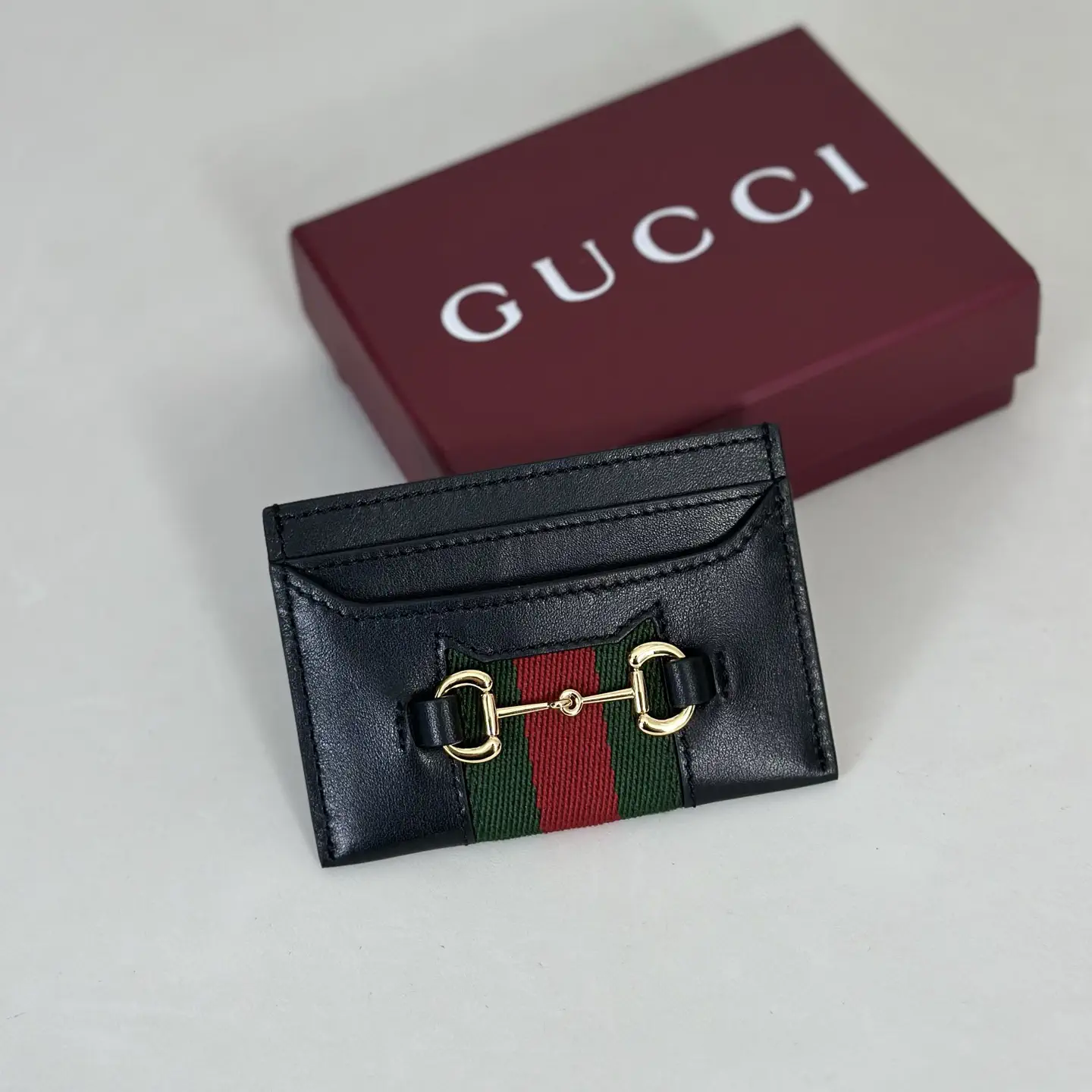 Gucci Black Leather Card Holder with Horsebit Web Detail image 1
